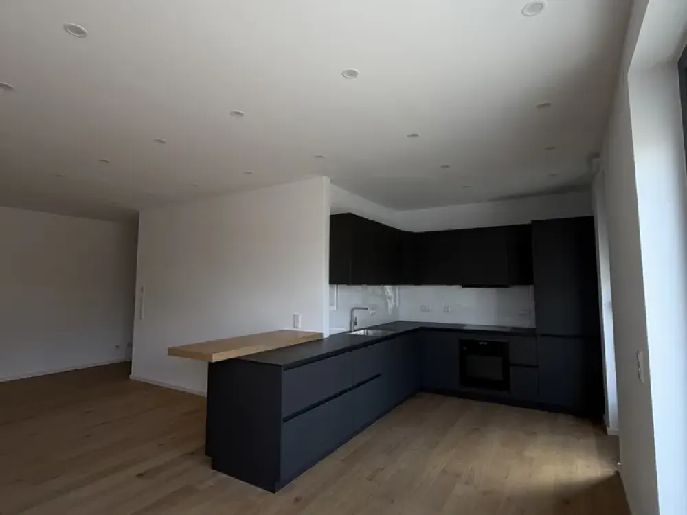 Exklusives 3-Zimmer-Luxus-Penthouse ca. 91 m² und Dachterrasse, Erstbezug in Ste