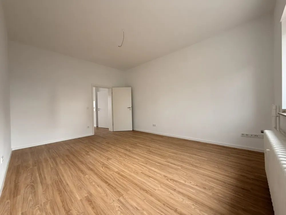 Erstbezug nach Sanierung - Einzimmerwohnung in Wersten