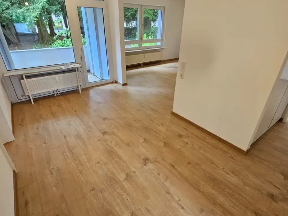 Ruhig gelegene 3-Zimmer-Wohnung mit Südloggia und Blick ins Grüne in Frankfurt-Oberrad