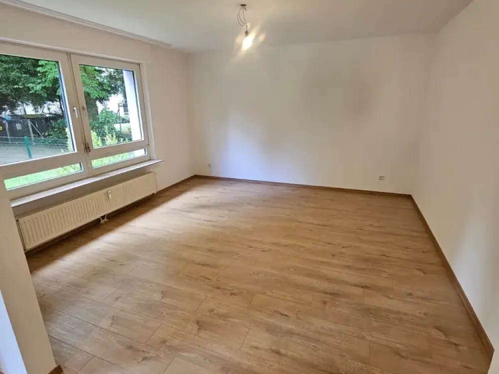 Ruhig gelegene 3-Zimmer-Wohnung mit Südloggia und Blick ins Grüne in Frankfurt-Oberrad
