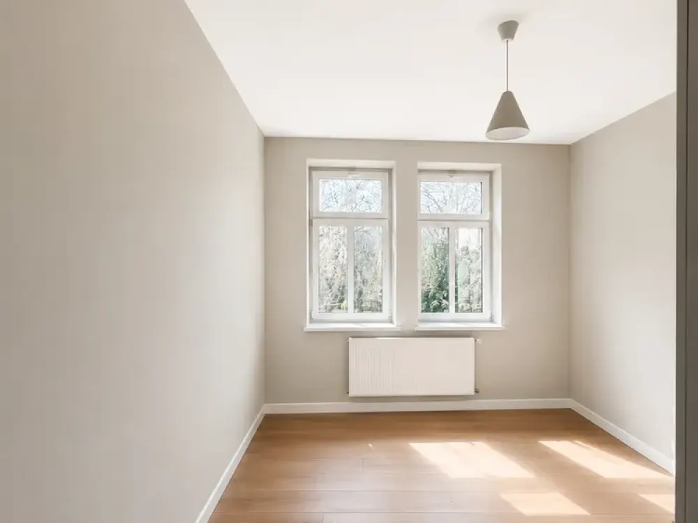 2-Zimmer sanierter Altbau mit 2 Bädern