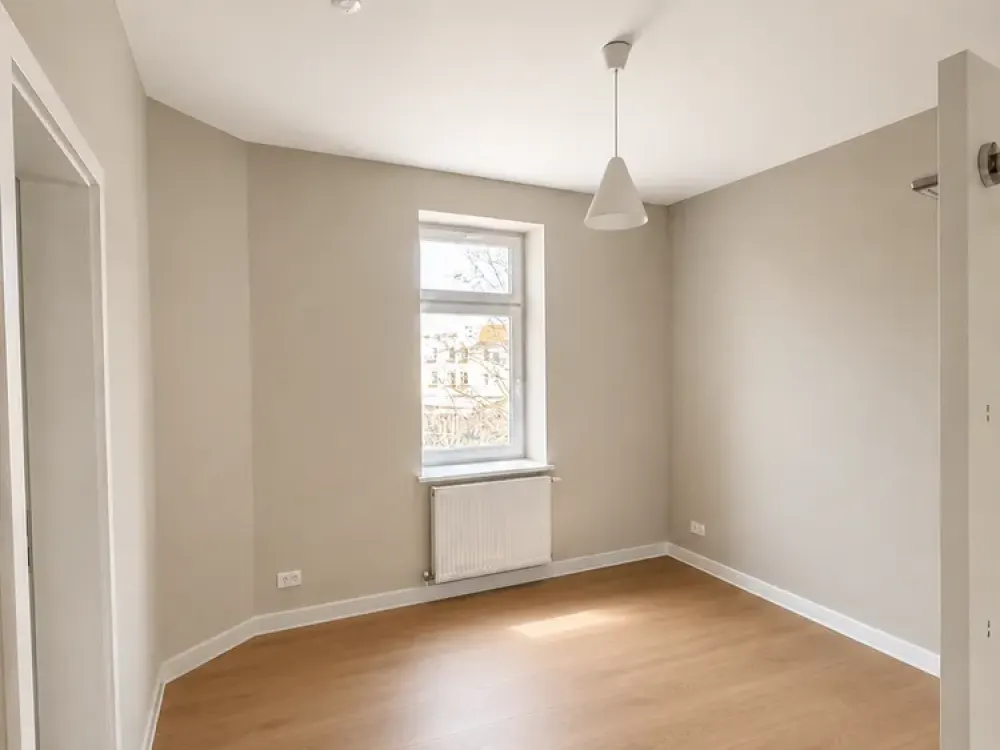 2-Zimmer sanierter Altbau mit 2 Bädern
