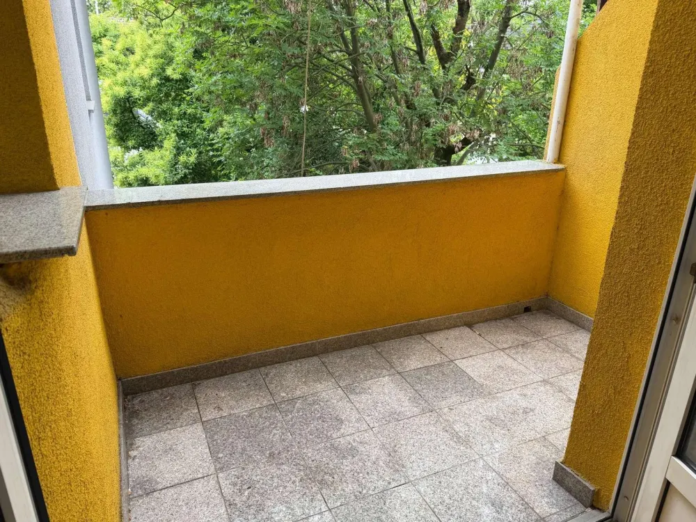 3-Zimmer-Wohnung Balkon und 64 m² Wfl.