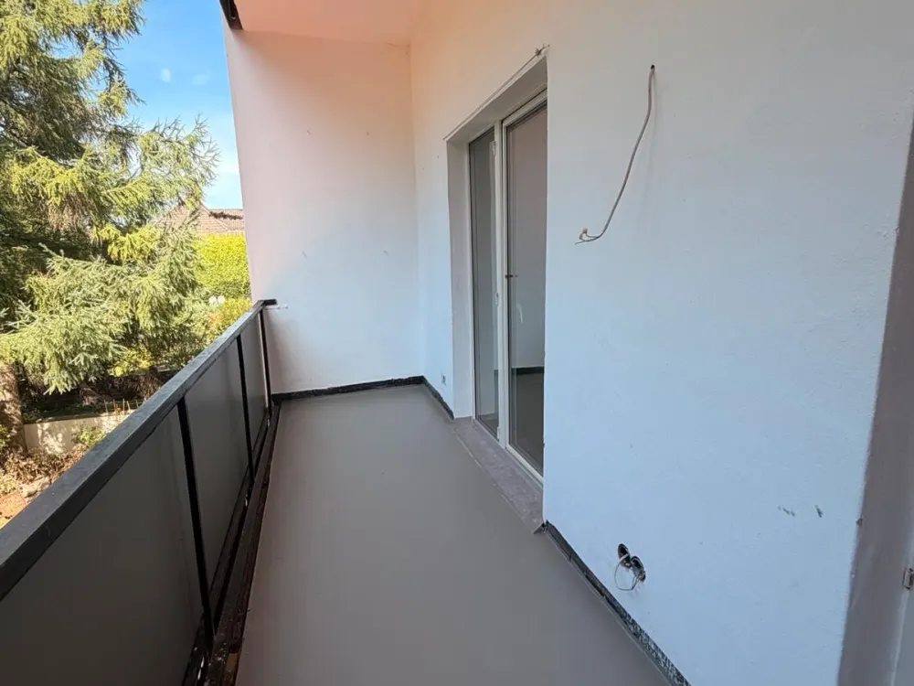 Großzügige, frisch renovierte Wohnung mit Balkon in Do-Körne