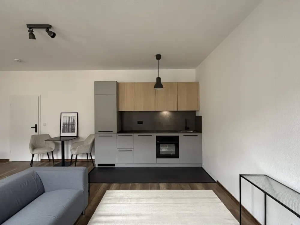 Erstbezug nach hochwertiger Sanierung | Designbad | moderne Einbauküche | Teilmöbliert