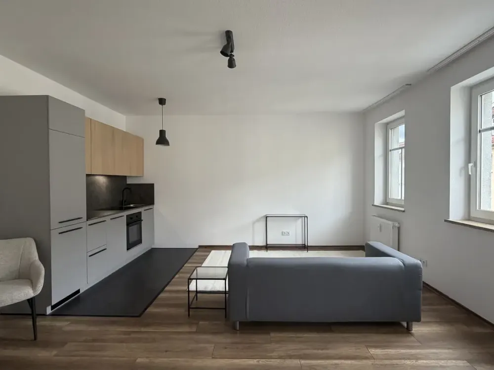 Erstbezug nach hochwertiger Sanierung | Designbad | moderne Einbauküche | Teilmöbliert