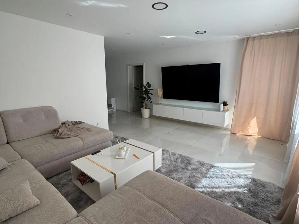 3 - Zimmer Wohnung in Hanau- Kesselstadt (Renoviert)