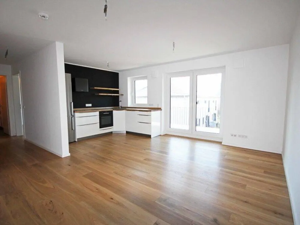 Beautifully Designed 2-Room Apartment with Dream Balcony in Hamburg-Niendorf