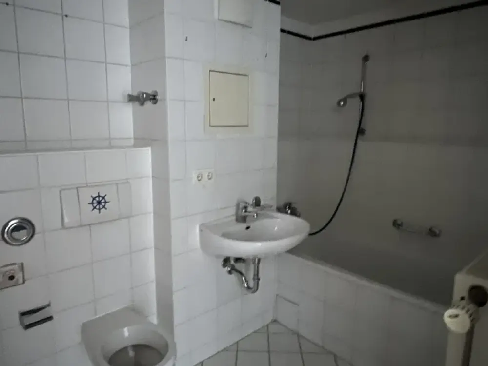 Komfortable 2-Zimmerwohnung mit Balkon/Terrasse Nähe Weißer See
