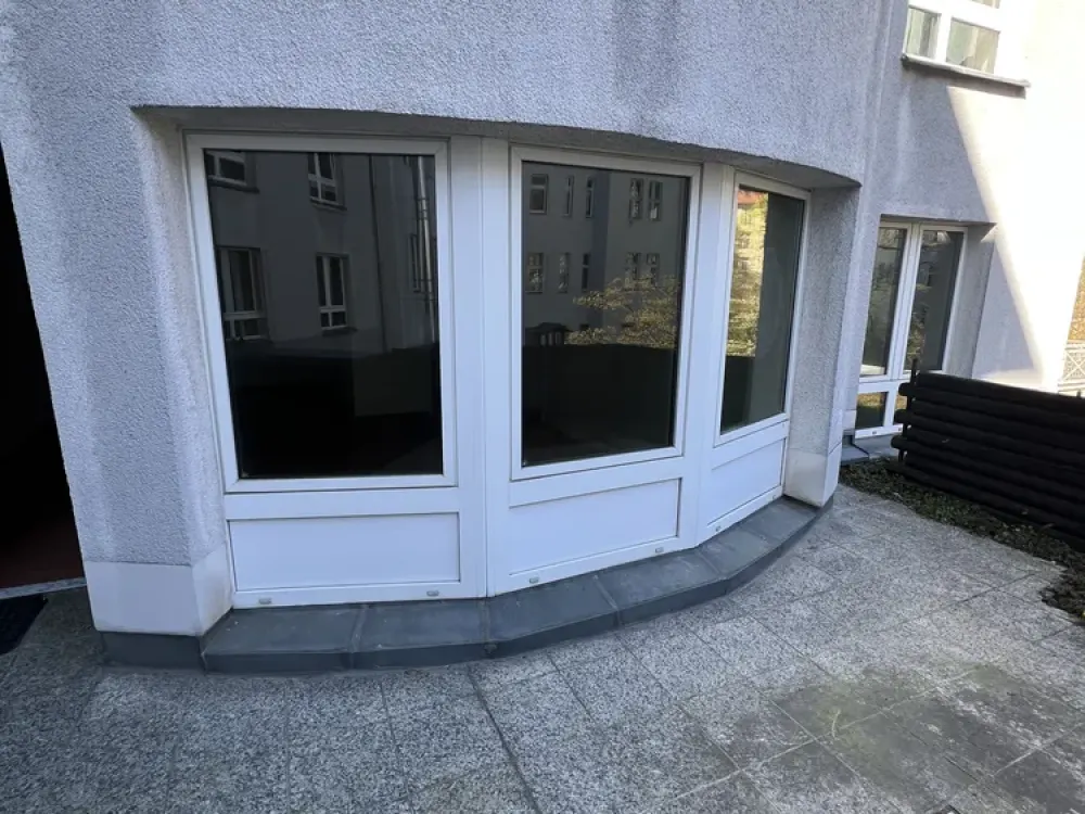 Komfortable 2-Zimmerwohnung mit Balkon/Terrasse Nähe Weißer See