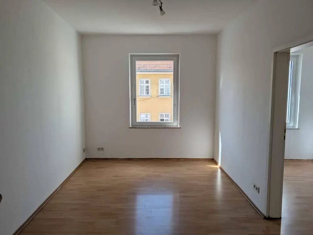 Kompaktes Raumwunder: Helle 2-Zimmer-Wohnung mit Tageslichtbad in Nürnberg!