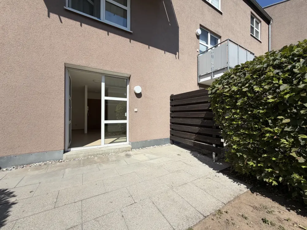 Großzügige 1-Zi-Studenten-Wohnung mit Terrasse und neuer EBK