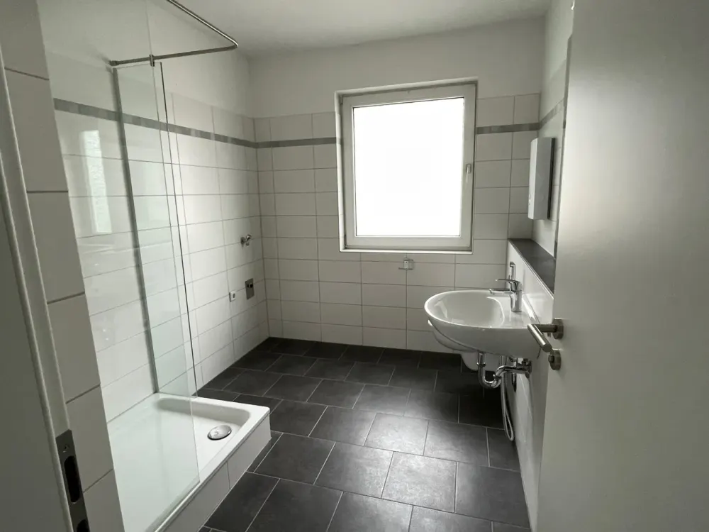 2 1/2 Zimmer komplett modernisierte Wohnung in Hagen Haspe