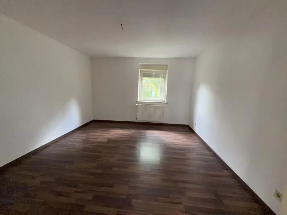 Helle 2 ZKB-Wohnung in ruhiger Lage von SB-Rastpfuhl