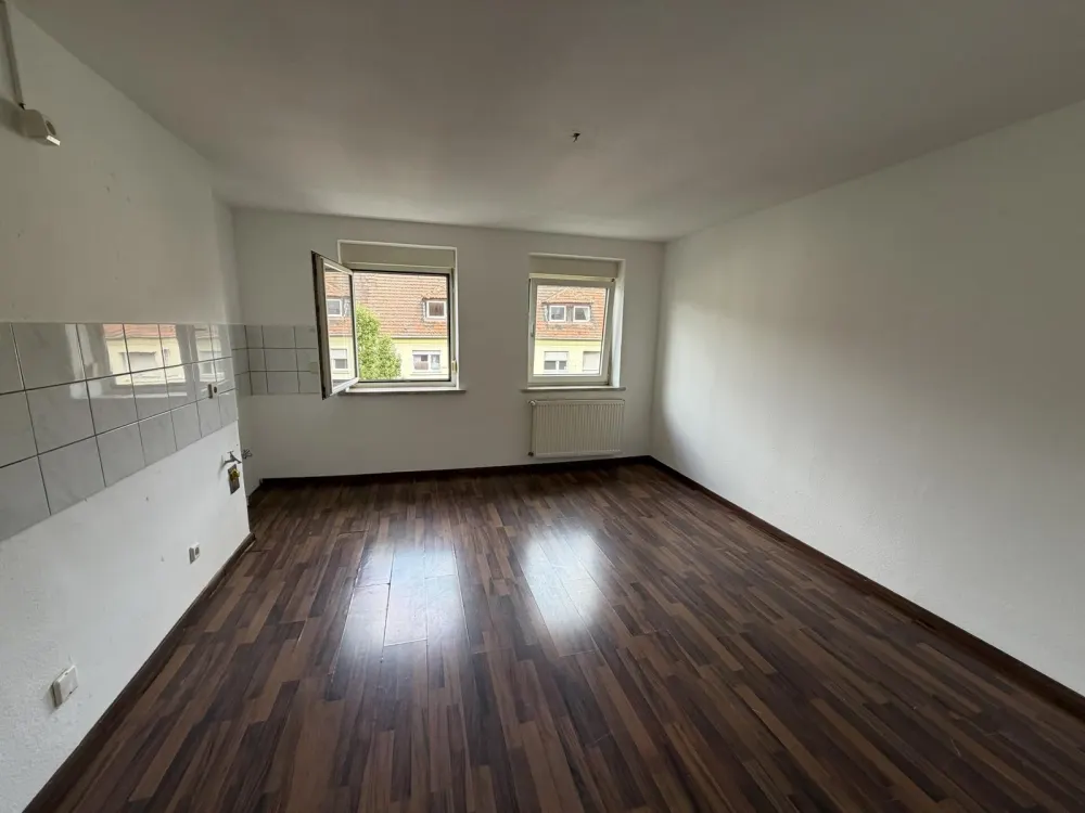 Helle 2 ZKB-Wohnung in ruhiger Lage von SB-Rastpfuhl