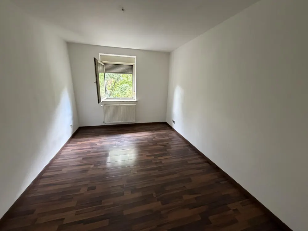 Helle 2 ZKB-Wohnung in ruhiger Lage von SB-Rastpfuhl