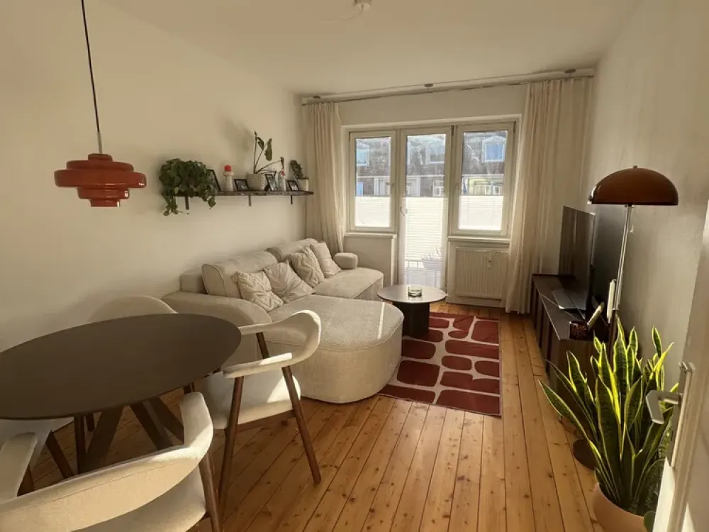 Möblierte 2,5 Zimmer Wohnung zur Untermiete für 1,5 Jahre