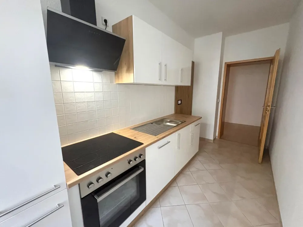 2-Zimmer-Wohnung mit Balkon und neuer Einbauküche in Leipzig