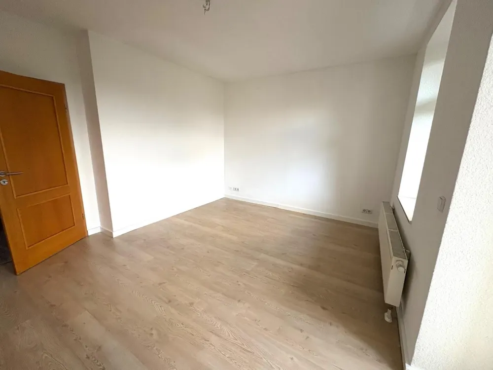 2-Zimmer-Wohnung mit Balkon und neuer Einbauküche in Leipzig