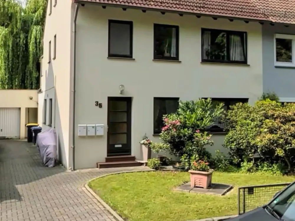 1,5 Zimmer DG Wohnung