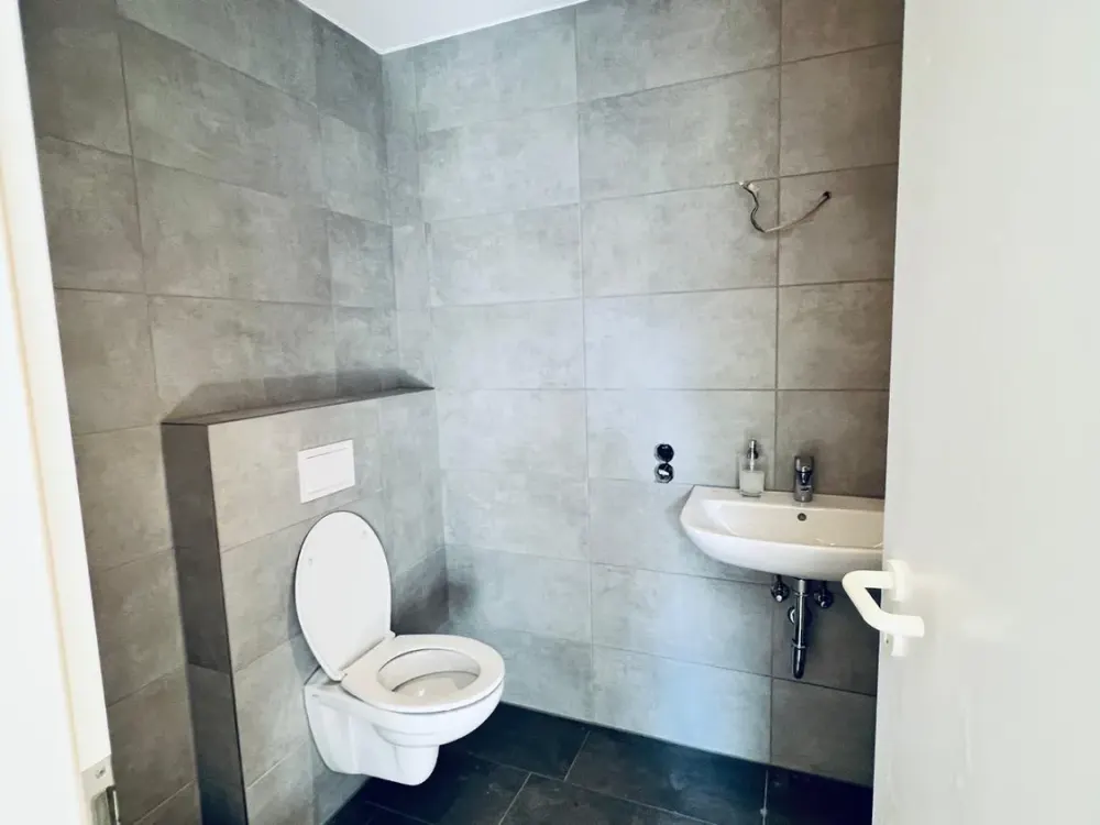 Moderne Maisonette-Wohnung nach umfassender Sanierung, ca. 73 m² mit Balkon