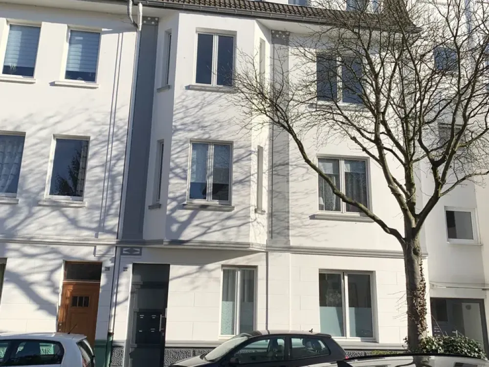 Quiet Attic Apartment in Central Location