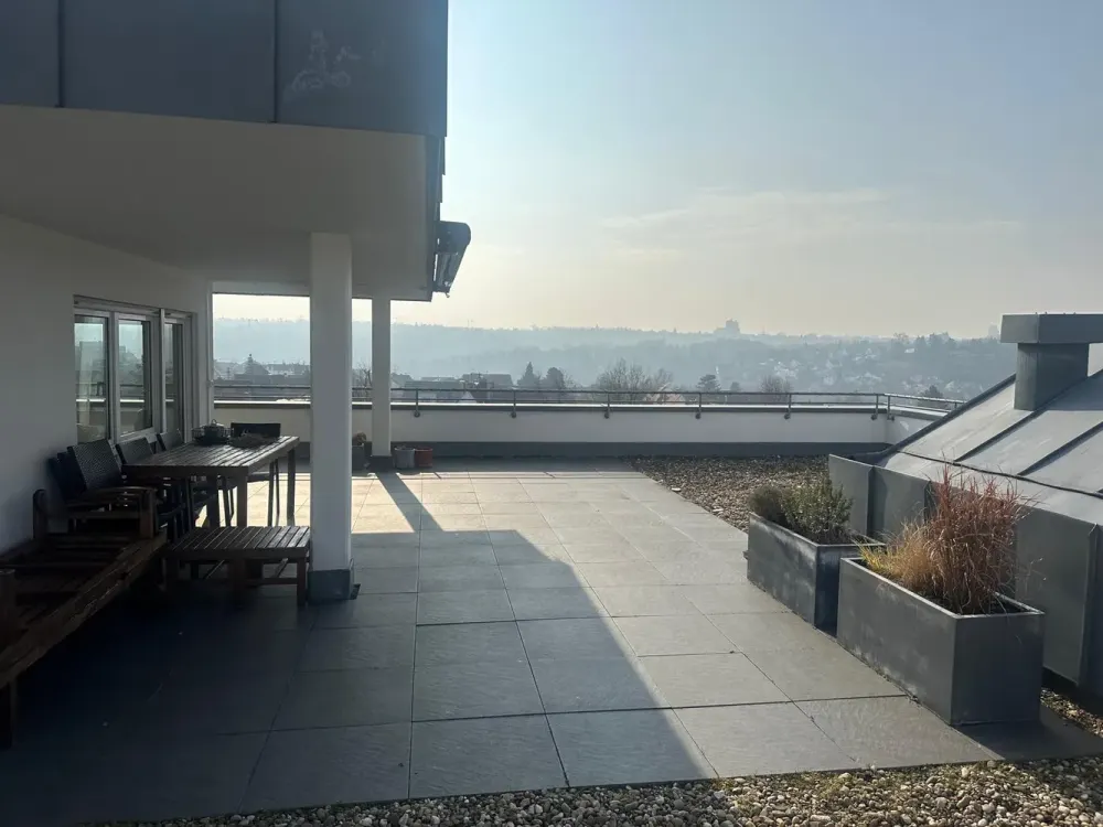 Traumhafter Blick auf Ludwigsburg - 3-Zimmer-Penthousewohnung