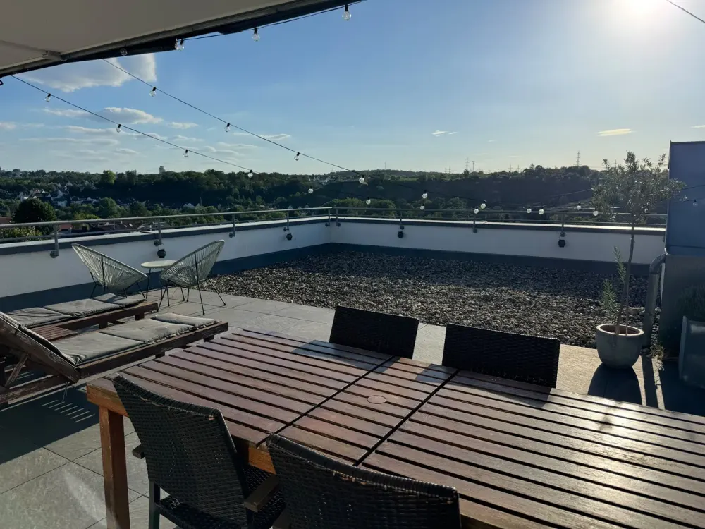Traumhafter Blick auf Ludwigsburg - 3-Zimmer-Penthousewohnung