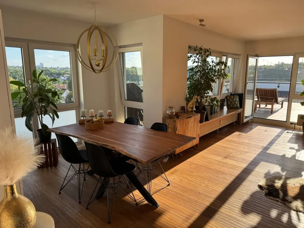Traumhafter Blick auf Ludwigsburg - 3-Zimmer-Penthousewohnung