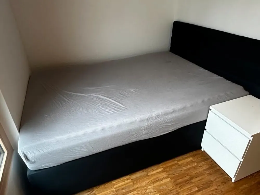 Luxury Shared Apartment Room with Private Bathroom Furnished
