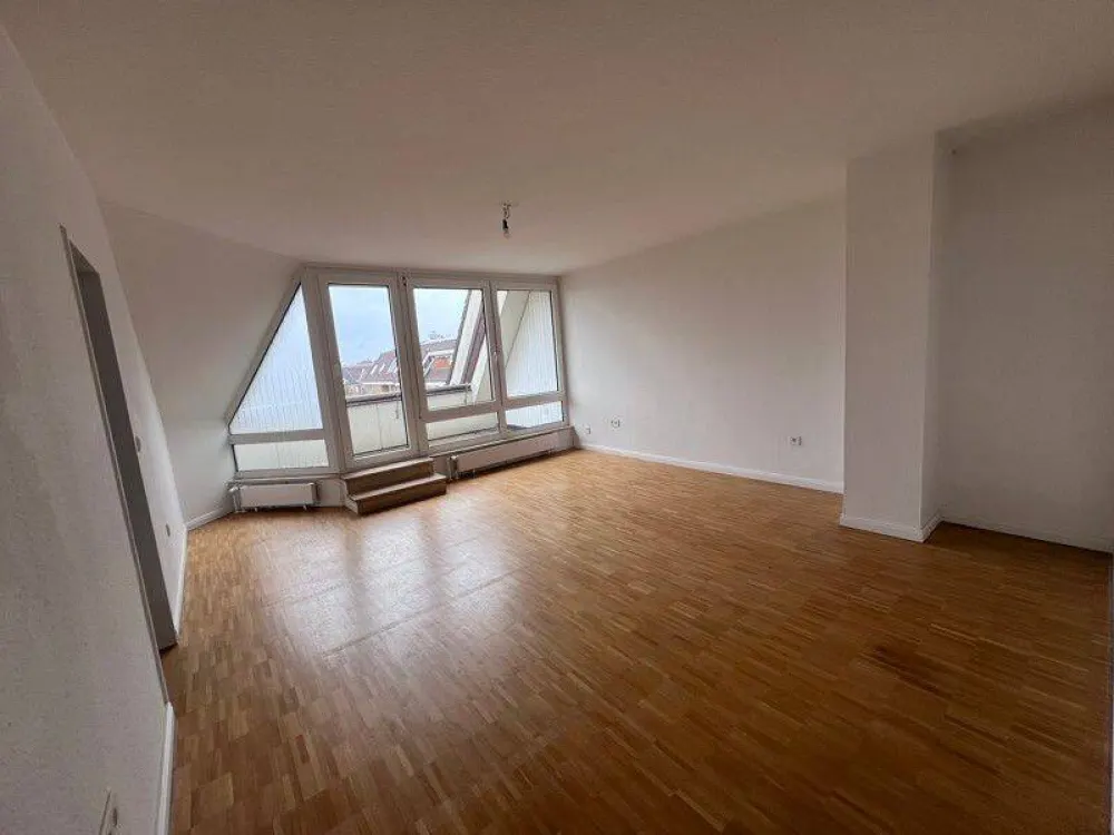 Moderne 3-Zimmerwohnung mit Dachloggia
