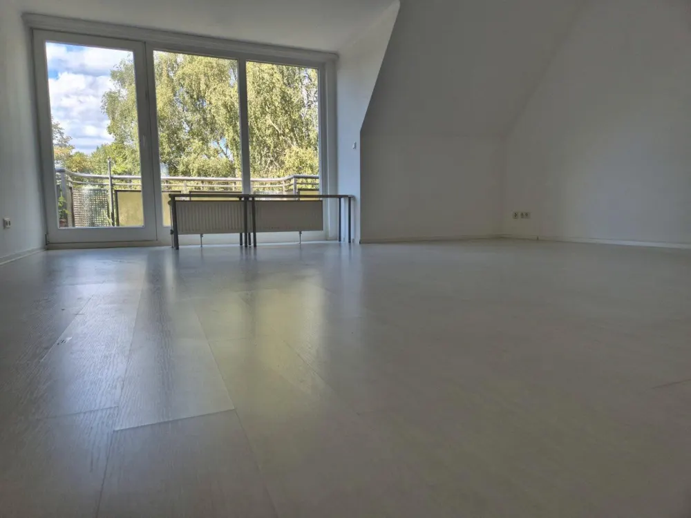 Large Maisonette Apartment | Open Viewing 08.09.26 17:30