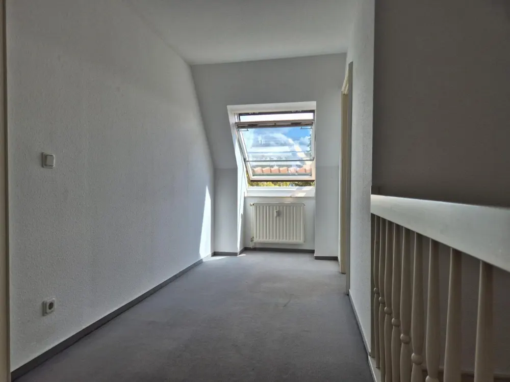 Large Maisonette Apartment | Open Viewing 08.09.26 17:30