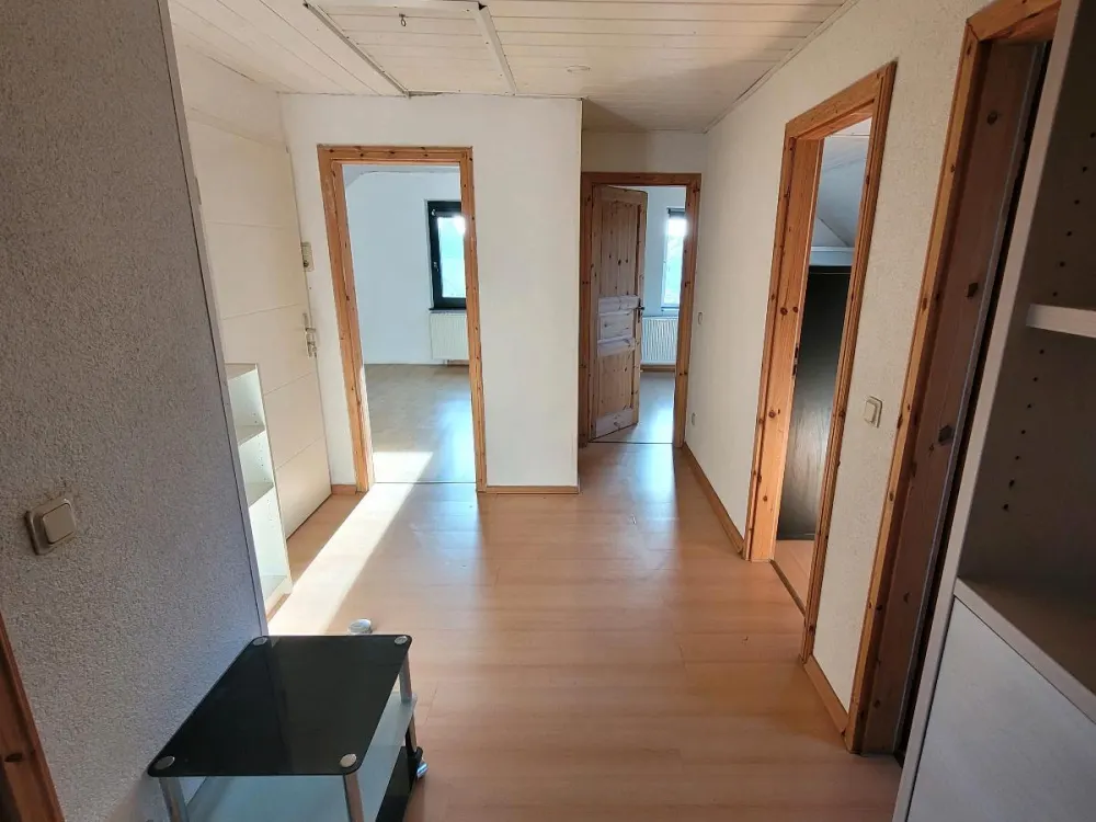 Dachgeschosswohnung 2ZKB ab sofort zu vermieten