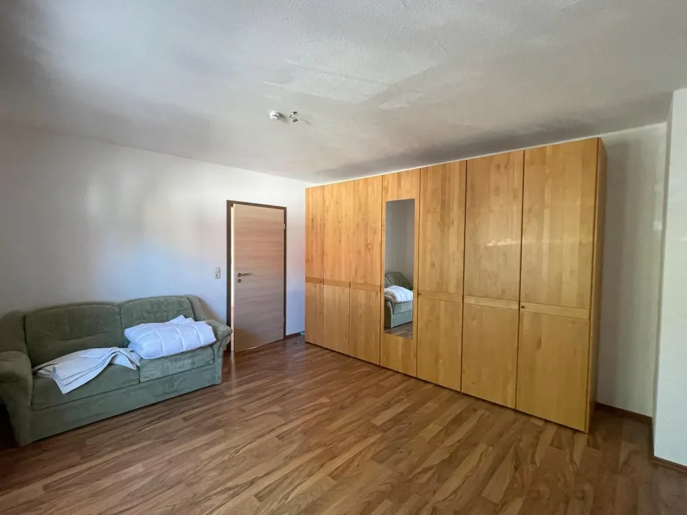 Komfortable 2-Zimmer-Wohnung m. Terrasse auf kleinem Bauernhof