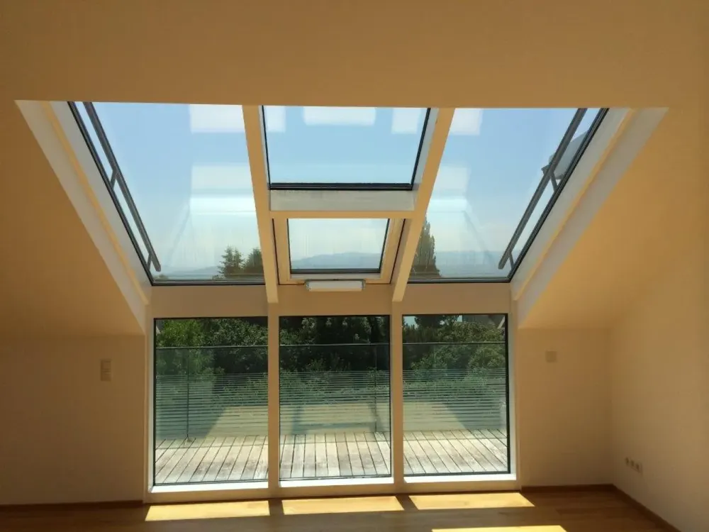 Penthouse in Wasserburg: Spacious Living with 4 Rooms