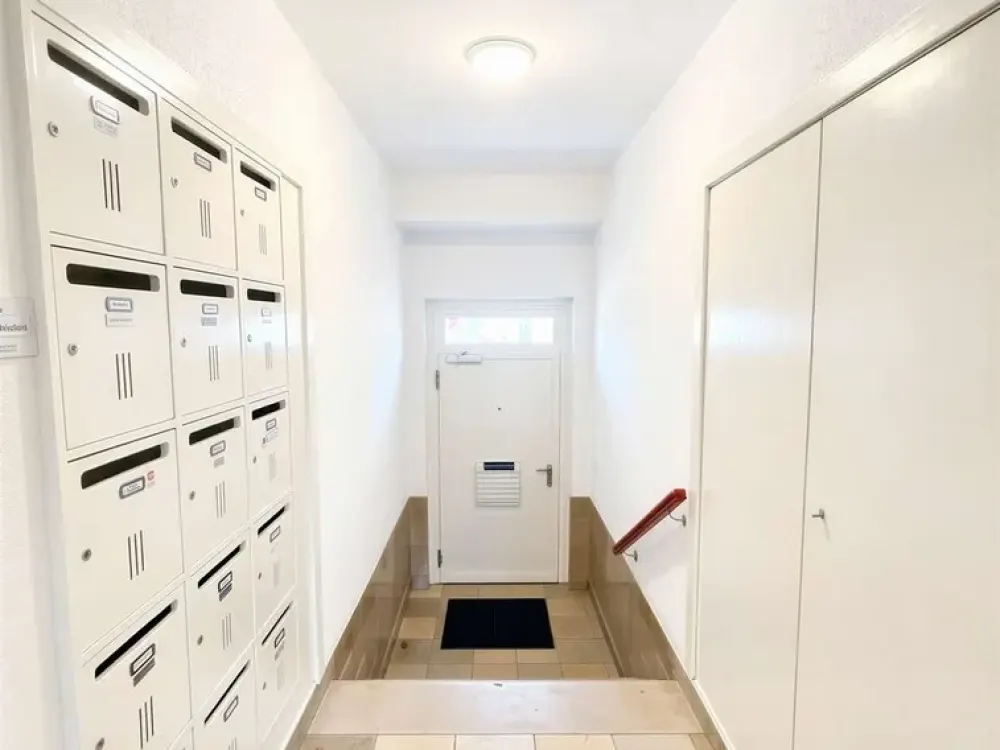Möbelierte 2 Zimmer Wohnung in zentraler Lage von Düsseldorf nahe des Medienhafens