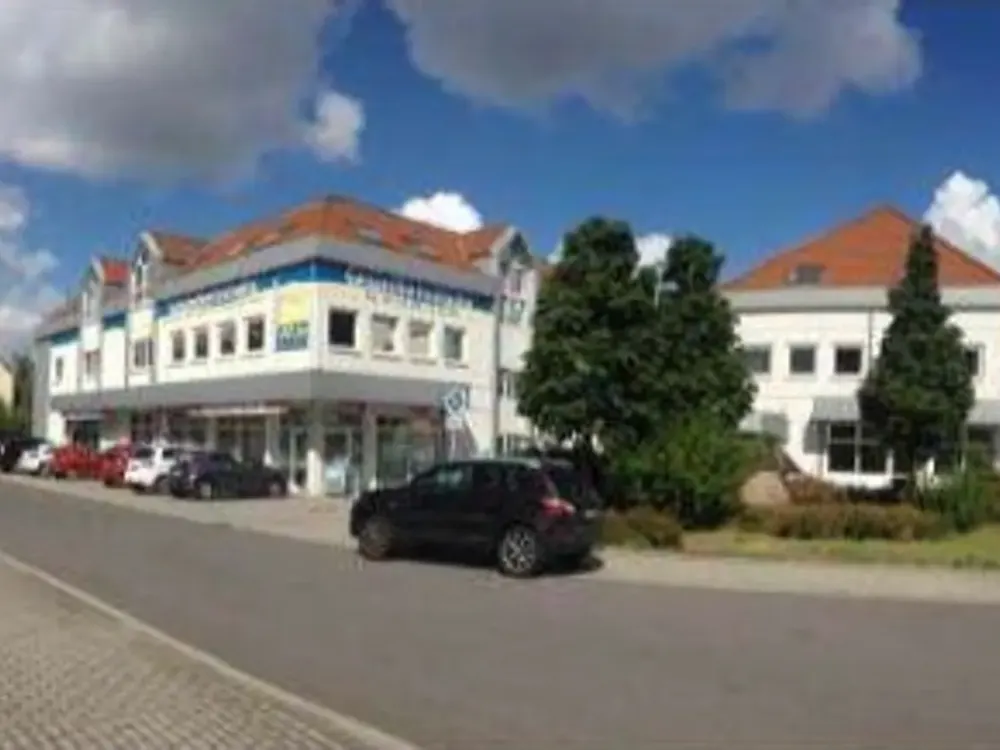 geräumige 2-Raumwohnung mit Dachterrasse *direkt vom Vermieter*