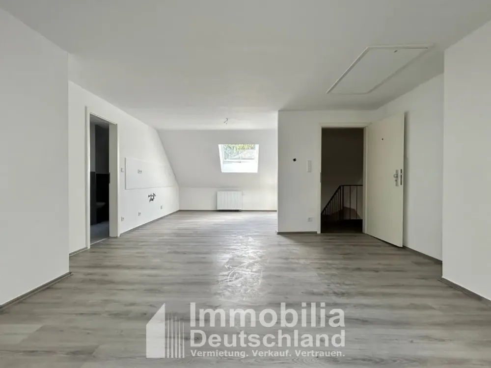 Erstbezug: Modernes Singleappartement im neu ausgebauten Dachgeschoss