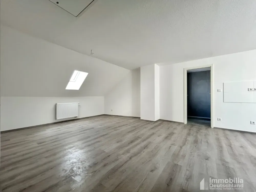 Erstbezug: Modernes Singleappartement im neu ausgebauten Dachgeschoss