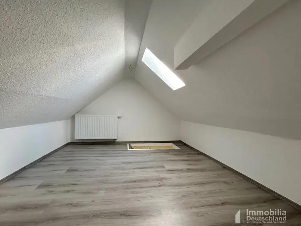 Erstbezug: Modernes Singleappartement im neu ausgebauten Dachgeschoss
