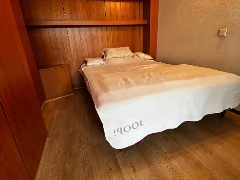 Möblierte 2-Zimmer-Wohnung mit große Terrasse in Düsseldorf-Oberkassel