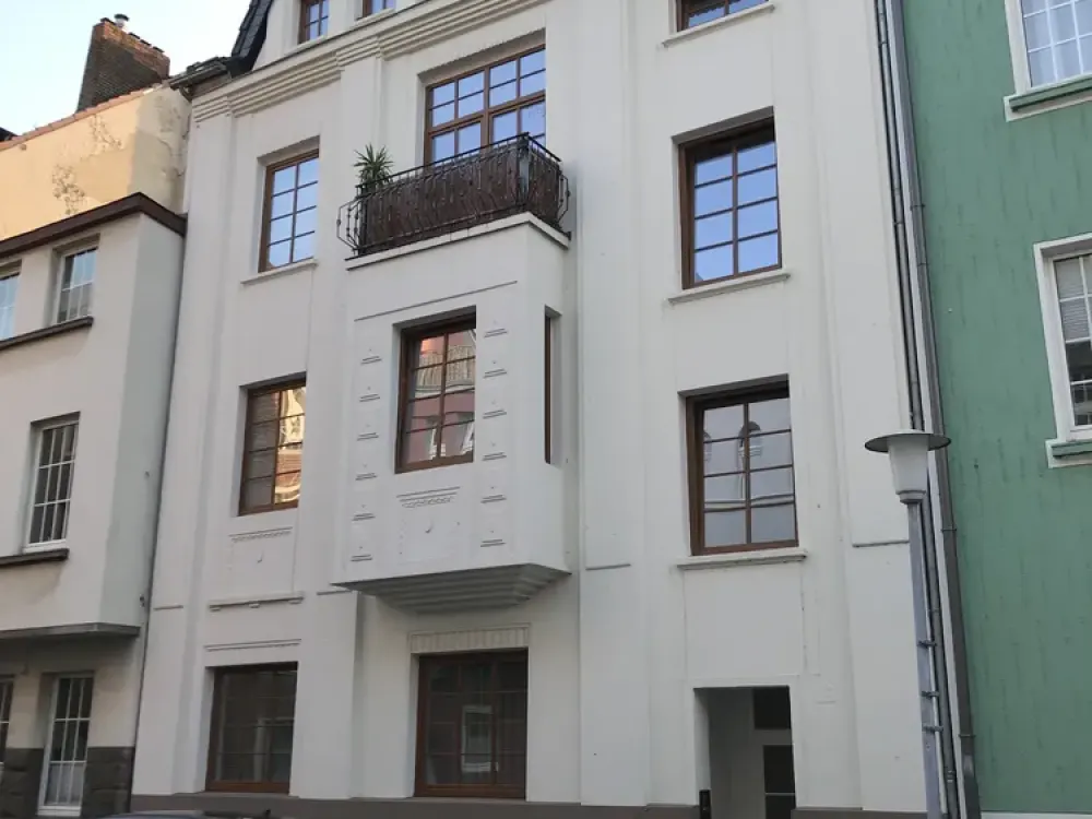 Modernisiertes Apartment - Altbau - Innenstadt (DGHR) E0032