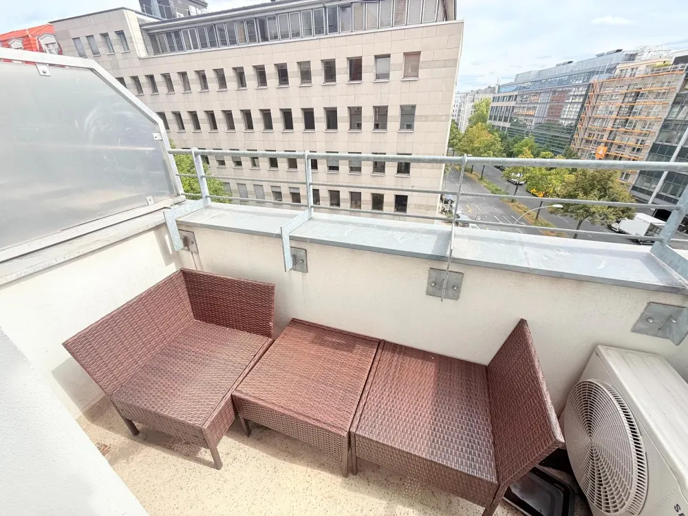 WOHNTRAUM in der City West! **2 Balkone // EBK / /Teilmöbliert**