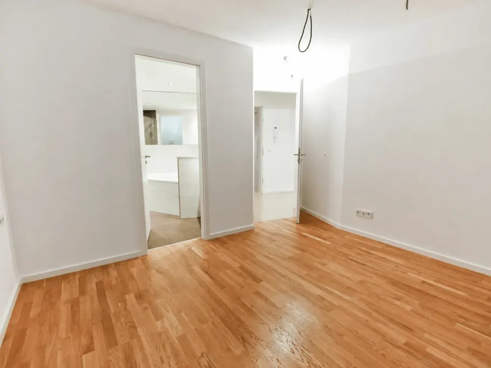Helle 3-Zimmer-Wohnung mit Whirlpool, Dampfdusche und Blick ins Grüne