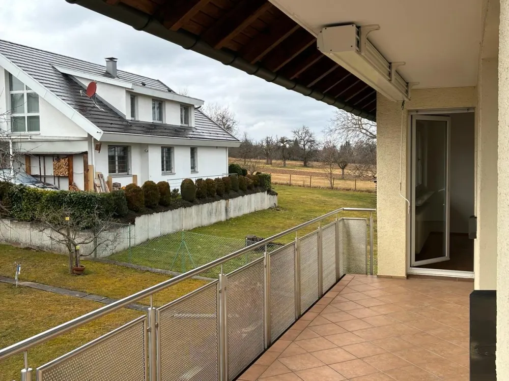 Gepflegte 4-Zimmer-Wohnung mit Balkon im 1. OG in Filderstadt