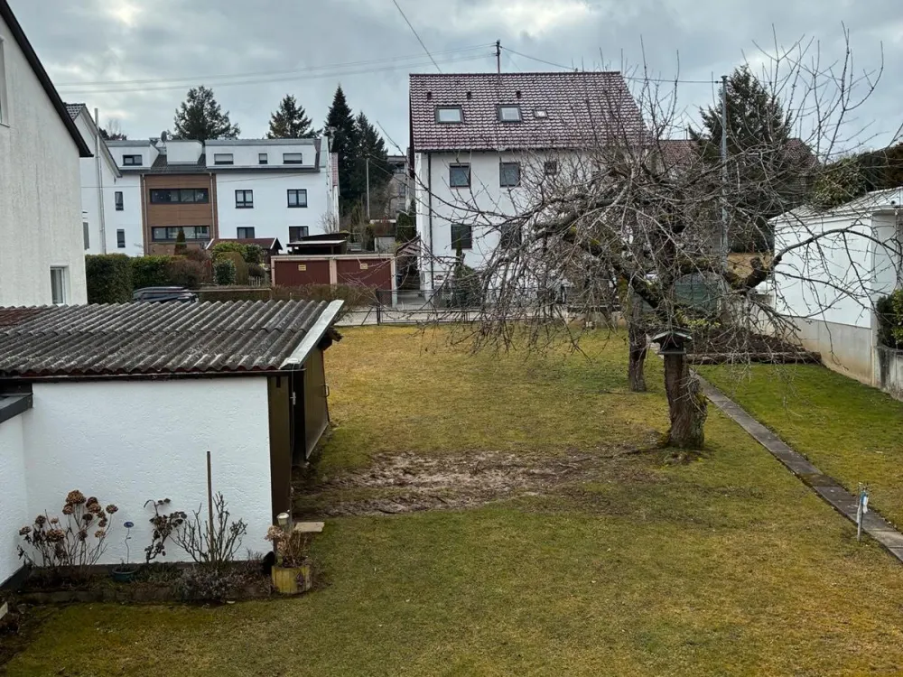 Gepflegte 4-Zimmer-Wohnung mit Balkon im 1. OG in Filderstadt