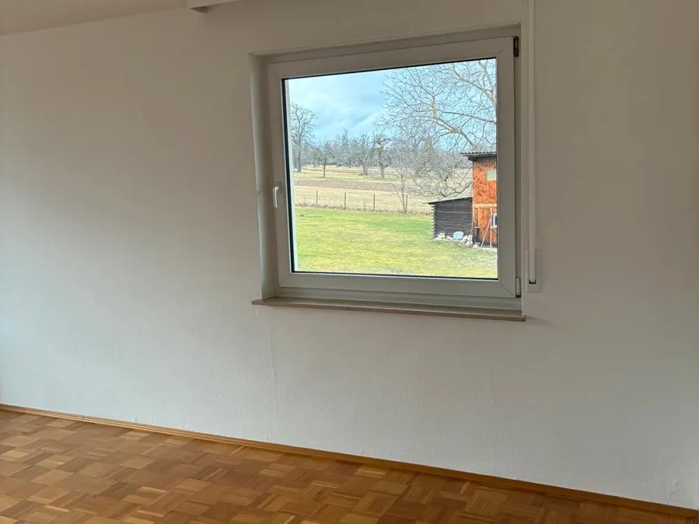 Gepflegte 4-Zimmer-Wohnung mit Balkon im 1. OG in Filderstadt
