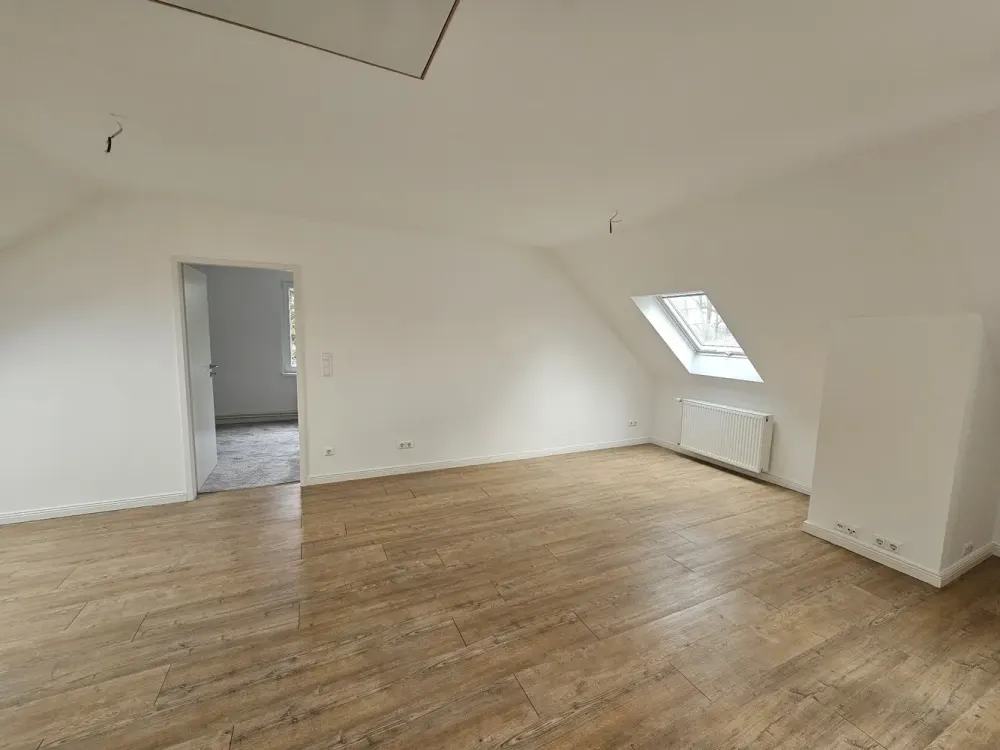 sanierte, charmante Wohnung im Grünen, bezugsfrei ab 01.09.2026