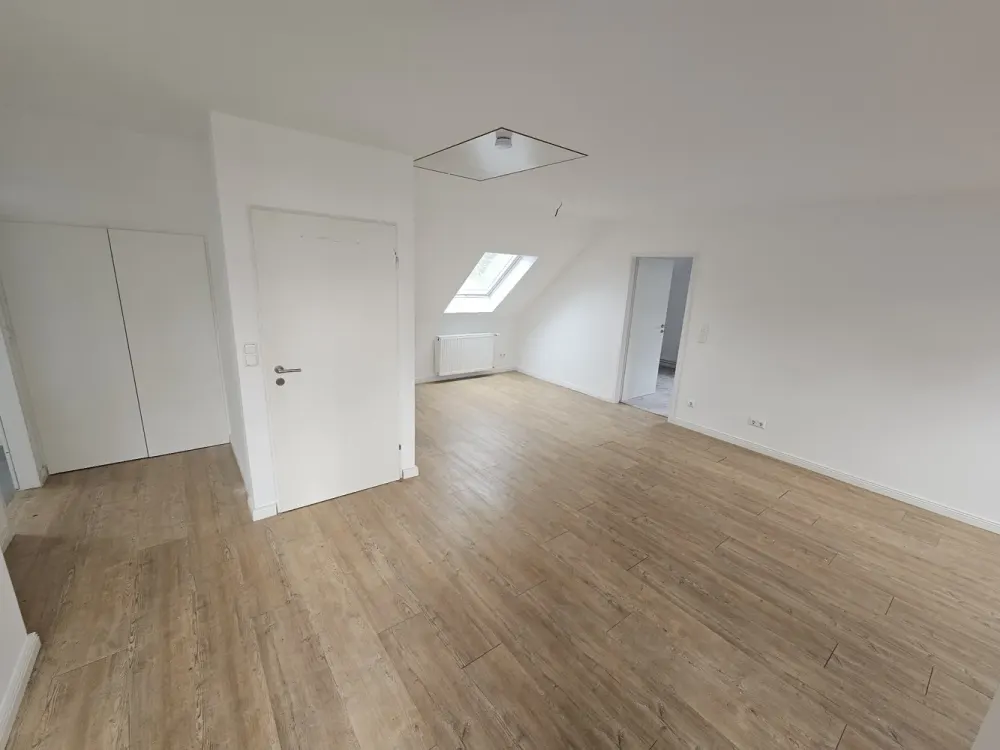 sanierte, charmante Wohnung im Grünen, bezugsfrei ab 01.09.2026